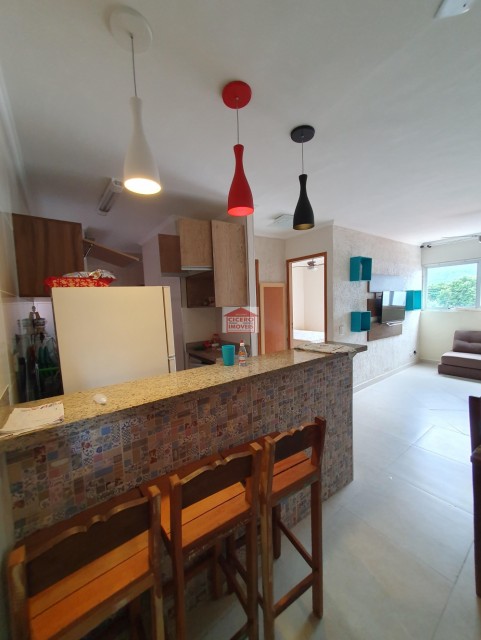 Apartamento na avenida