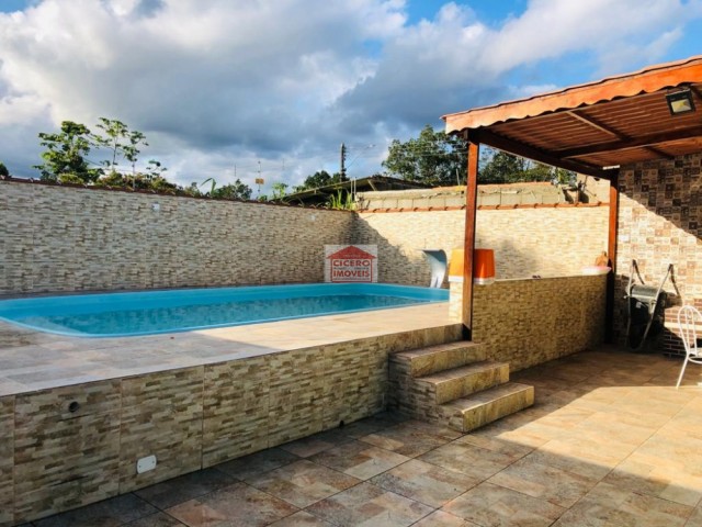 Casa com piscina